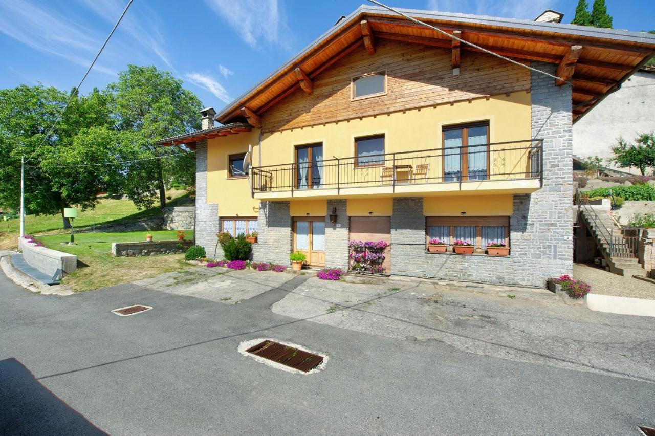 Apartamento Il Piccolo Nido Aosta Exterior foto